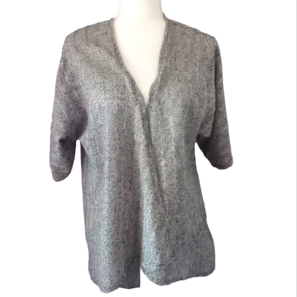 LuLaRoe Sweaters - LuLaRoe Lindsay Women's Cardigan Kimono Open Front B/W Size Small